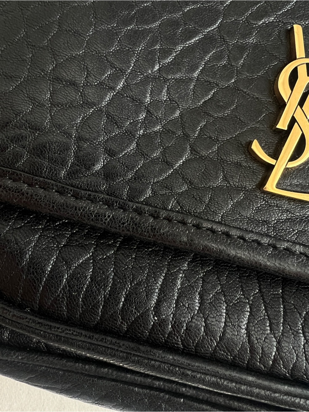 Saint Laurent Niki mini grained lambskin Leather Bag with Gold Chain - Picture 6 of 16
